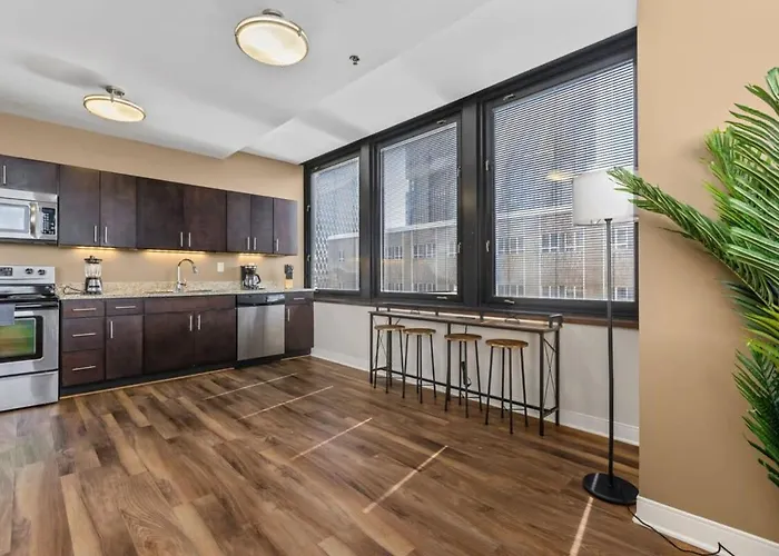 2br Downtown With Gym & Deck Pittsburgh