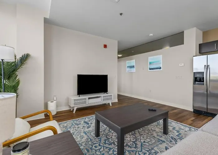 Apartment 2br Downtown With Gym & Deck Pittsburgh
